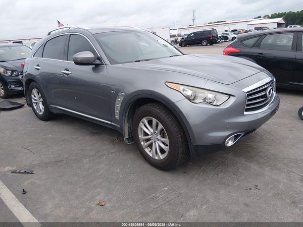 2016 INFINITI QX70