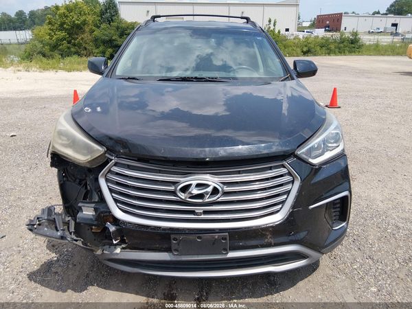 2017 HYUNDAI SANTA FE SE