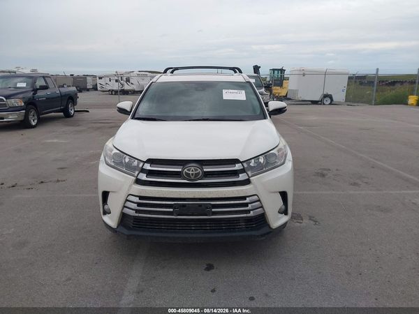 2017 TOYOTA HIGHLANDER LIMITED