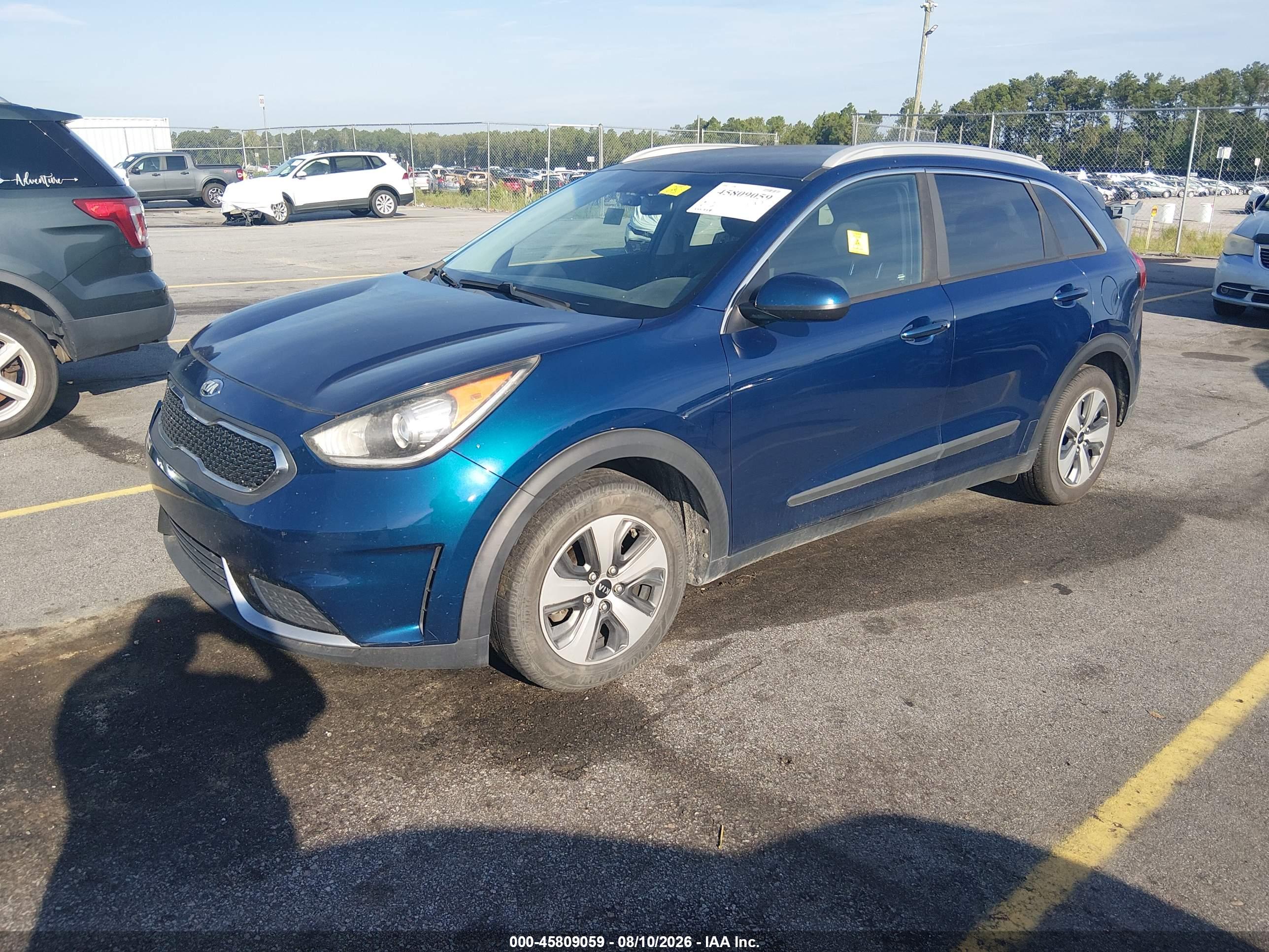 2017 KIA NIRO LX