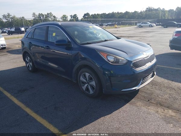 2017 KIA NIRO LX