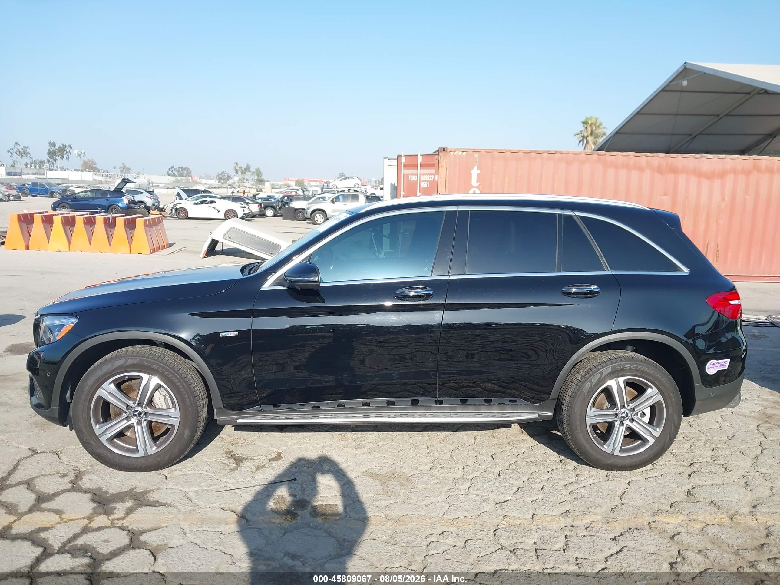 2019 MERCEDES-BENZ GLC 350E 4MATIC