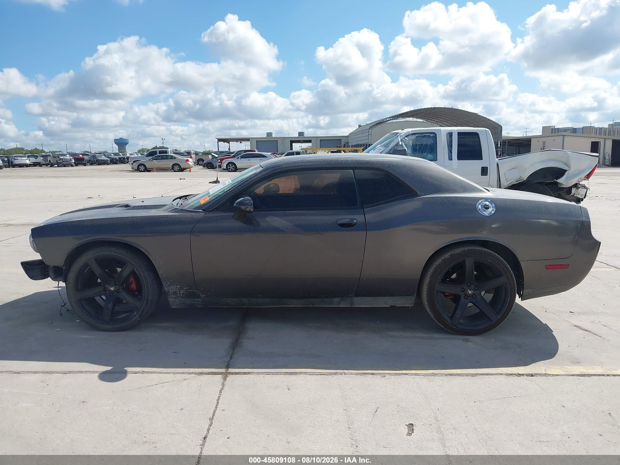 2013 DODGE CHALLENGER SXT
