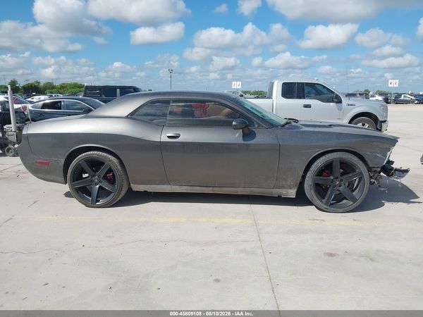 2013 DODGE CHALLENGER SXT