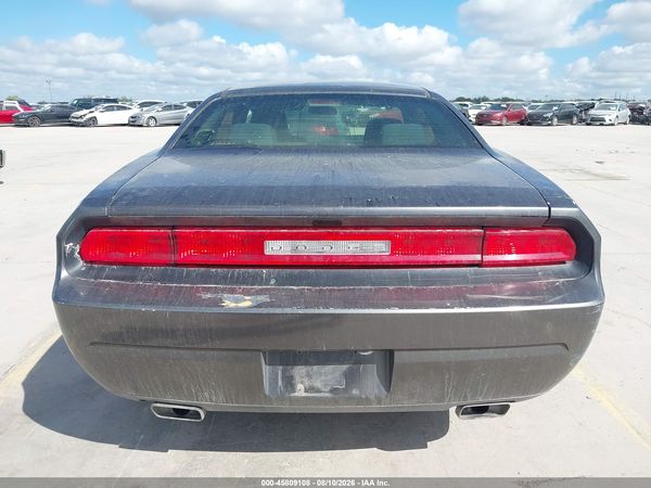 2013 DODGE CHALLENGER SXT