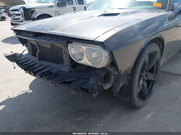 2013 DODGE CHALLENGER SXT