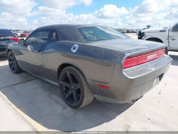 2013 DODGE CHALLENGER SXT