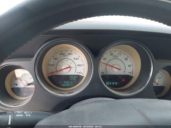 2013 DODGE CHALLENGER SXT