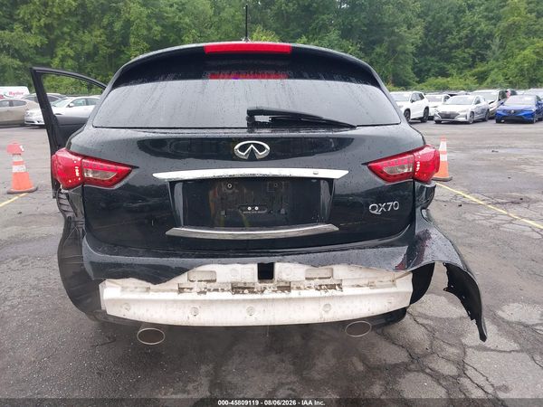 2017 INFINITI QX70