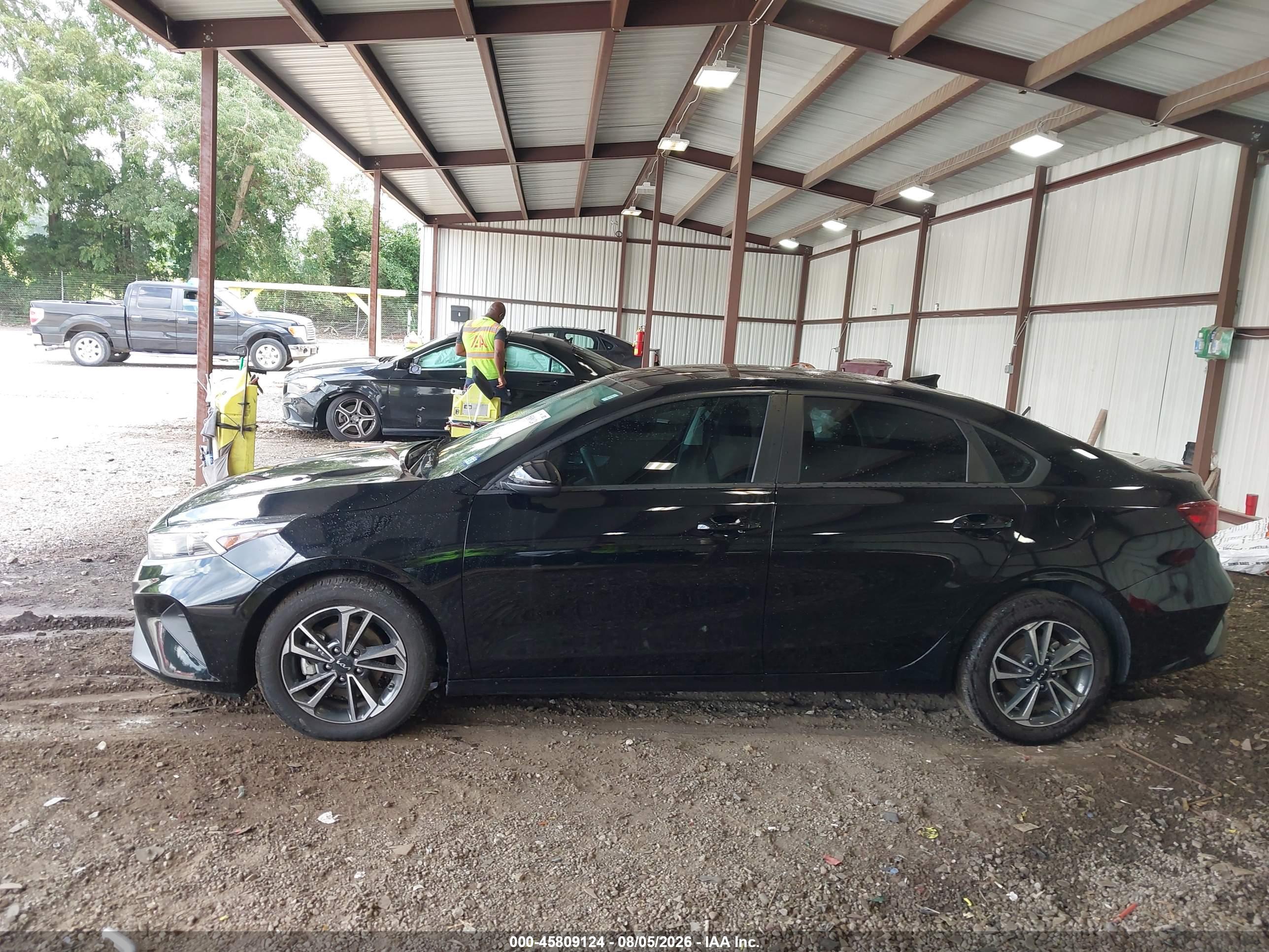 2024 KIA FORTE LXS