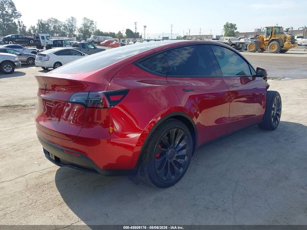 2024 TESLA MODEL Y