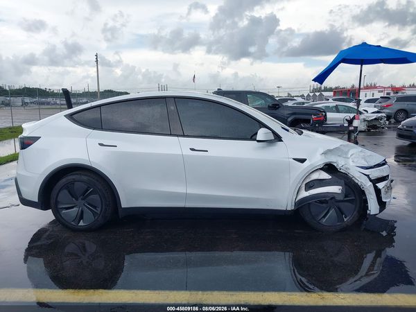 2026 TESLA MODEL Y