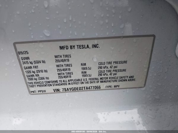 2026 TESLA MODEL Y