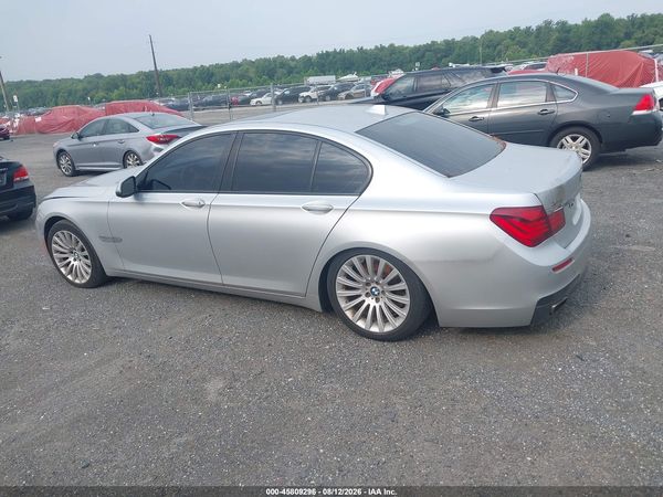 2013 BMW 750I