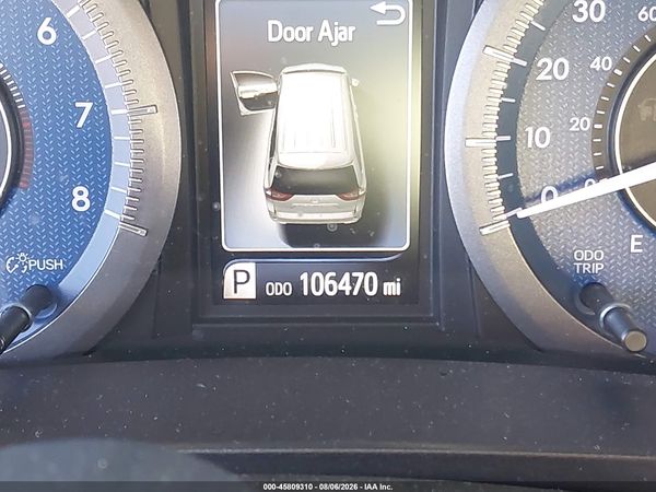 2019 TOYOTA SIENNA XLE 8 PASSENGER