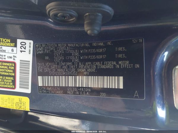 2019 TOYOTA SIENNA XLE 8 PASSENGER