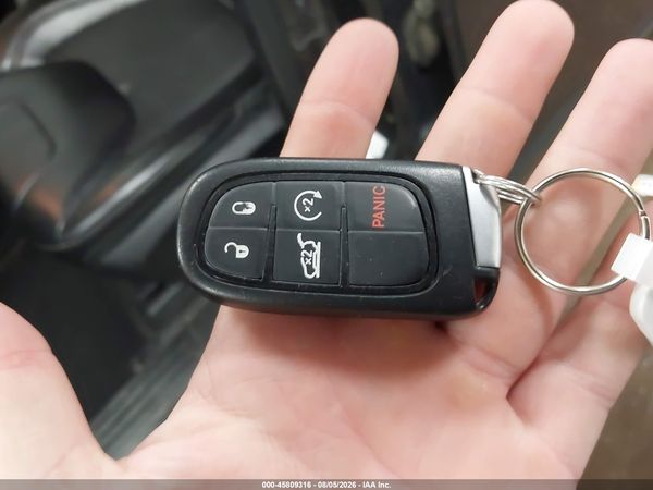 2019 JEEP CHEROKEE ALTITUDE 4X4