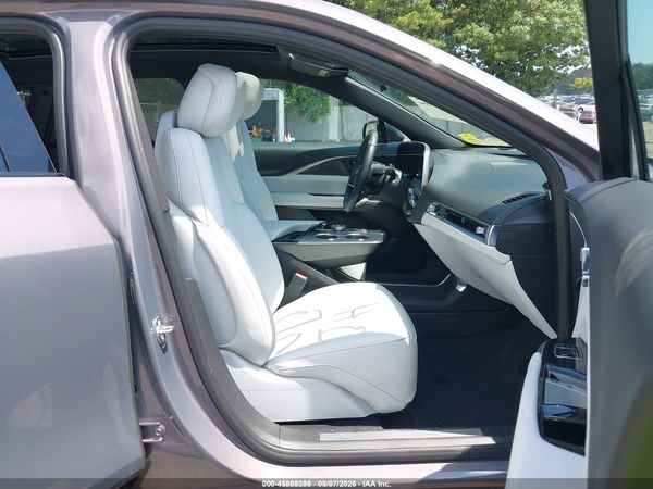 2026 CADILLAC LYRIQ LUXURY AWD