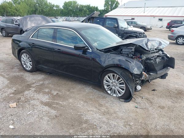 2014 CHRYSLER 300