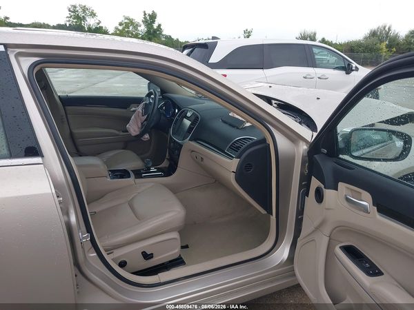 2012 CHRYSLER 300 LIMITED