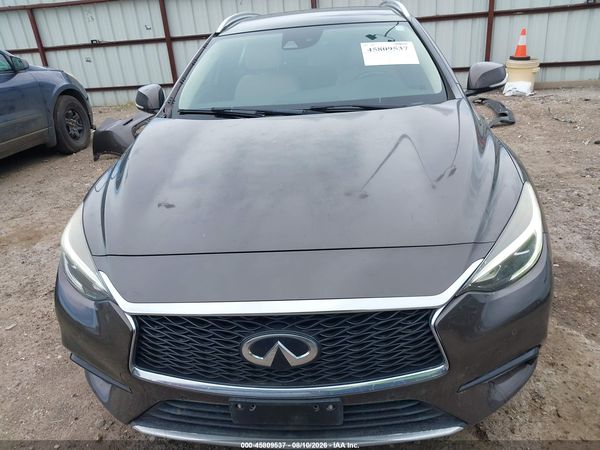 2017 INFINITI QX30 PREMIUM