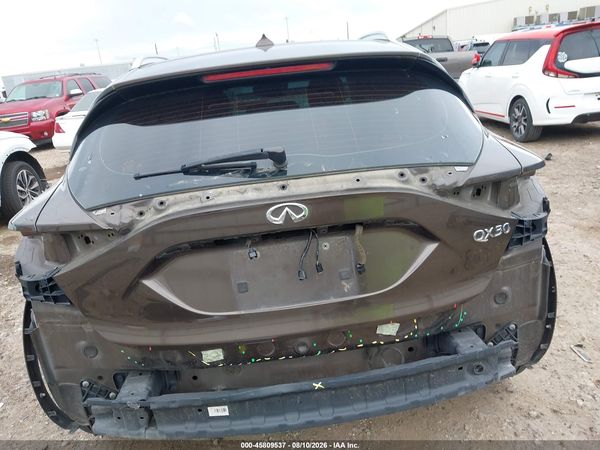2017 INFINITI QX30 PREMIUM