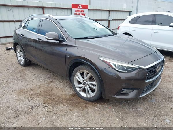 2017 INFINITI QX30 PREMIUM