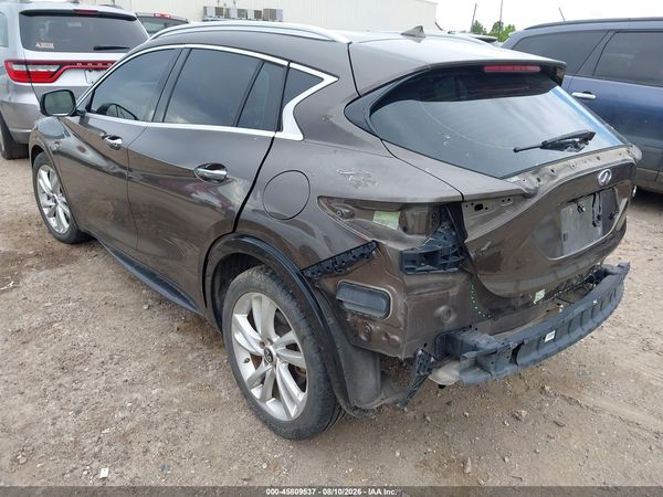 2017 INFINITI QX30 PREMIUM