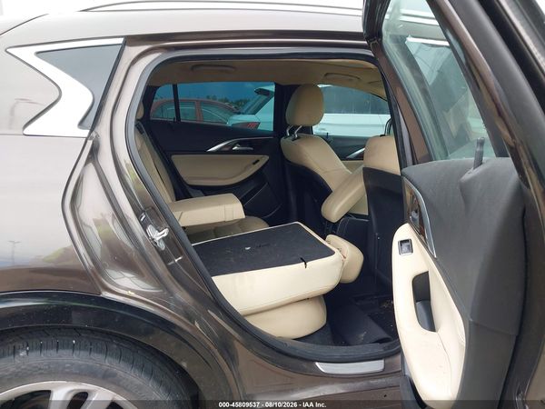 2017 INFINITI QX30 PREMIUM