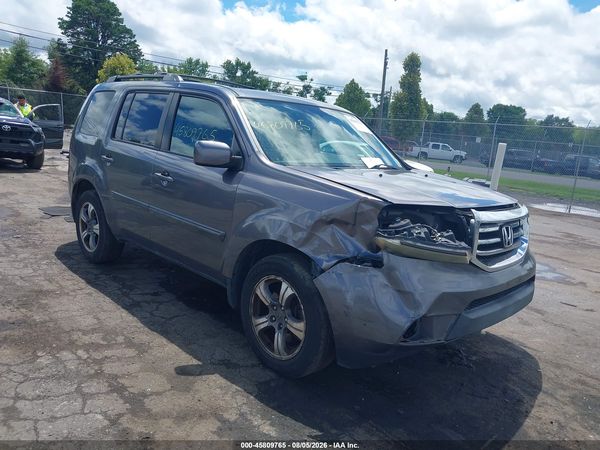 2015 HONDA PILOT SE