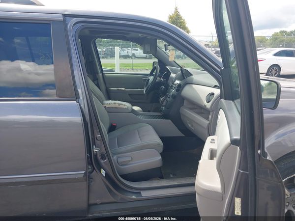 2015 HONDA PILOT SE