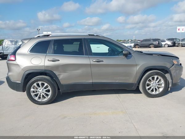 2019 JEEP CHEROKEE LATITUDE FWD