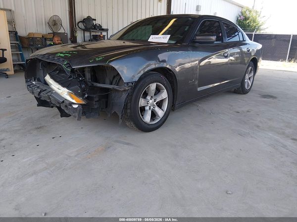 2014 DODGE CHARGER SE