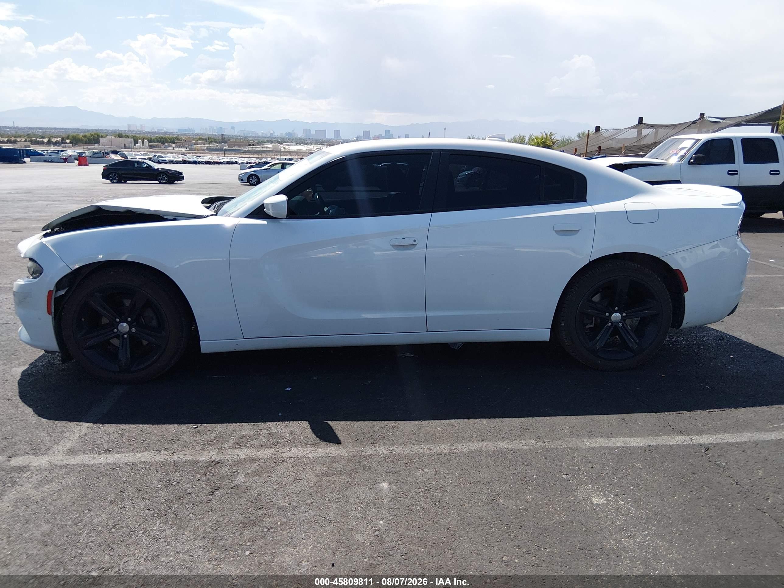 2015 DODGE CHARGER SXT
