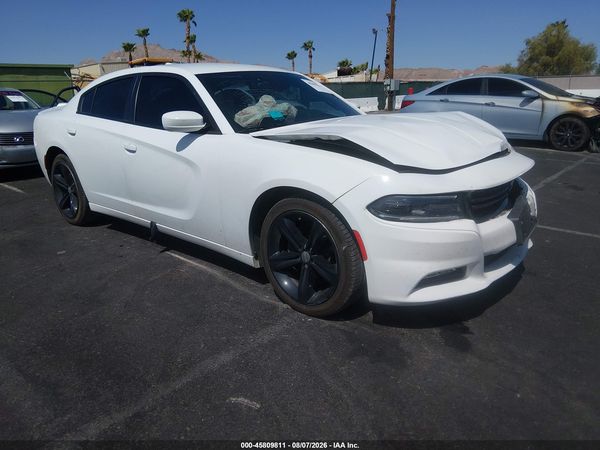 2015 DODGE CHARGER SXT