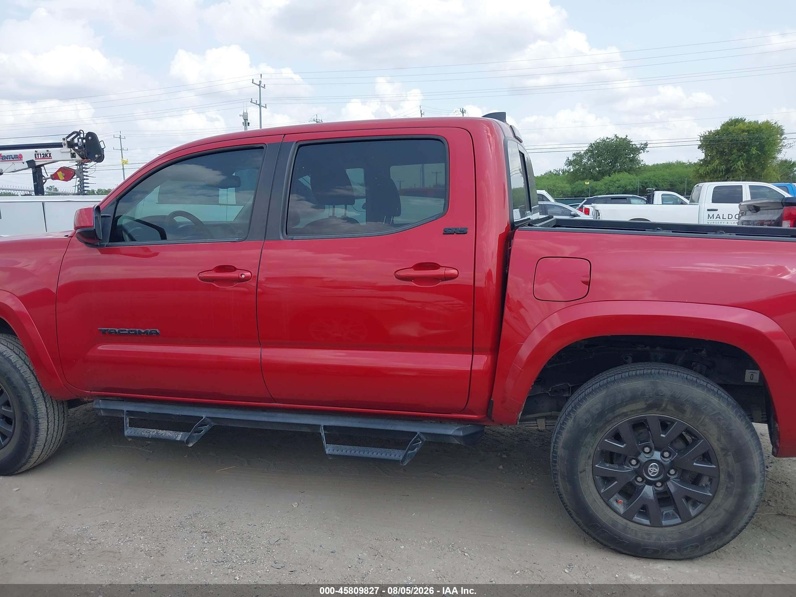 2021 TOYOTA TACOMA SR5 V6