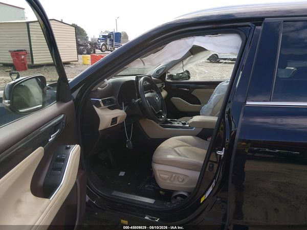 2020 TOYOTA HIGHLANDER LIMITED