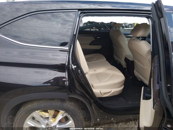 2020 TOYOTA HIGHLANDER LIMITED