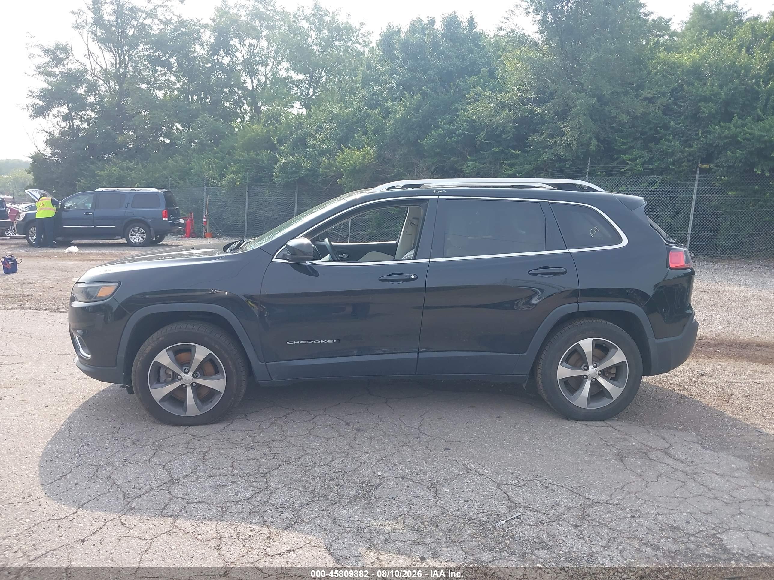 2019 JEEP CHEROKEE LIMITED 4X4