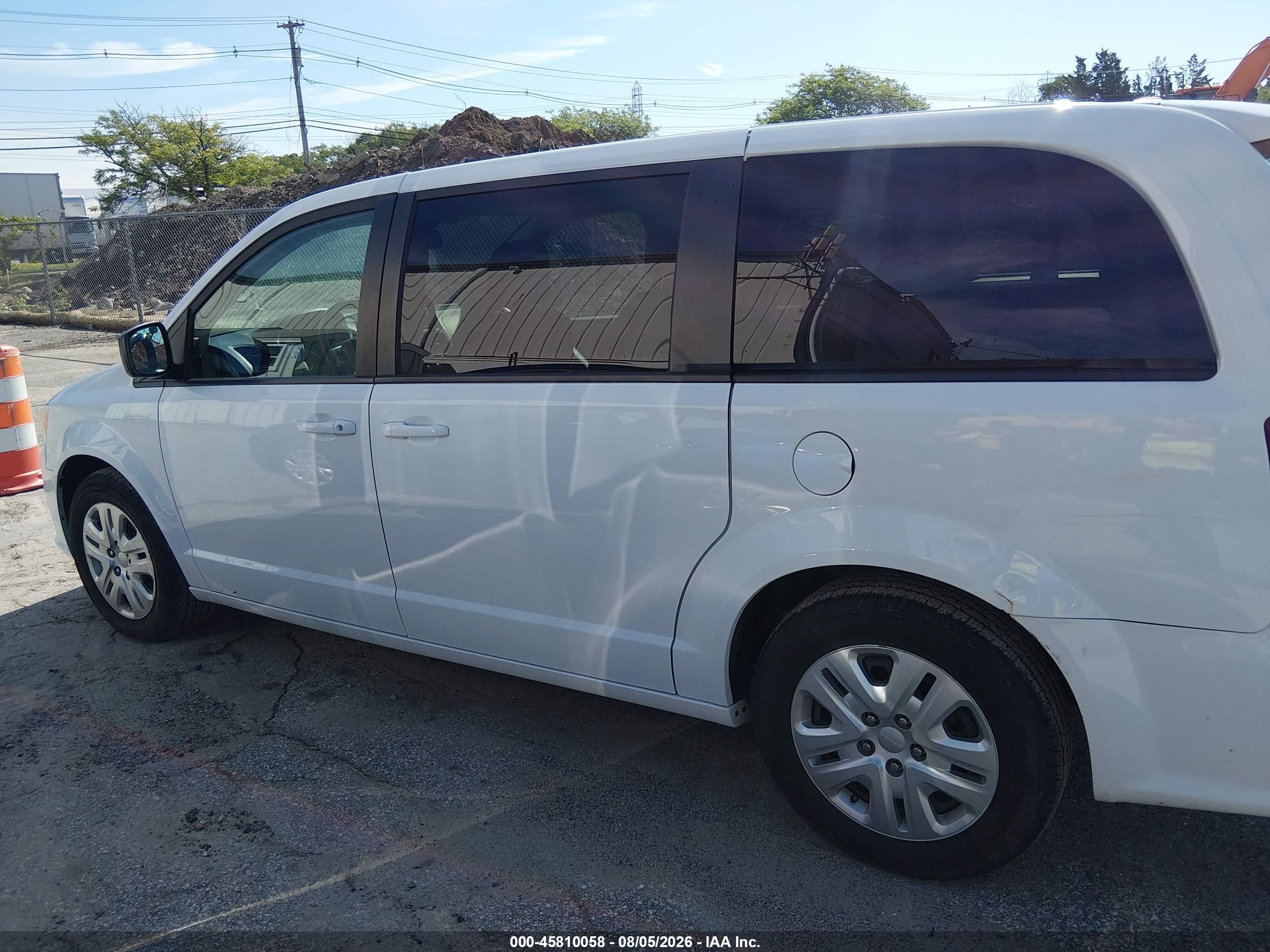 2018 DODGE GRAND CARAVAN SE