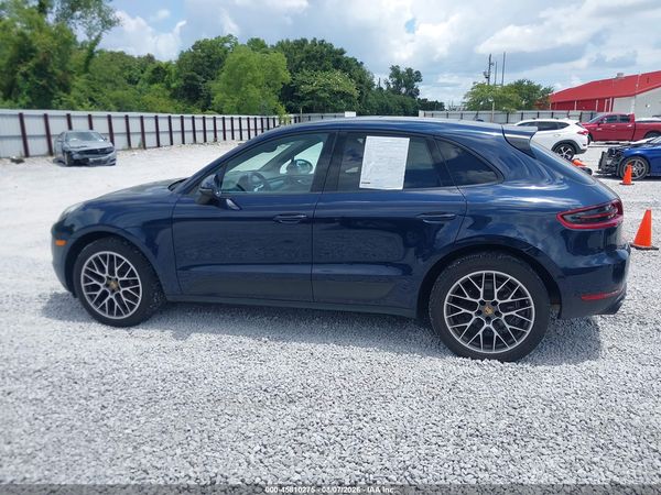 2018 PORSCHE MACAN