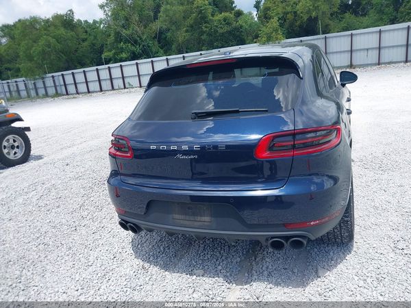 2018 PORSCHE MACAN SPORT EDITION