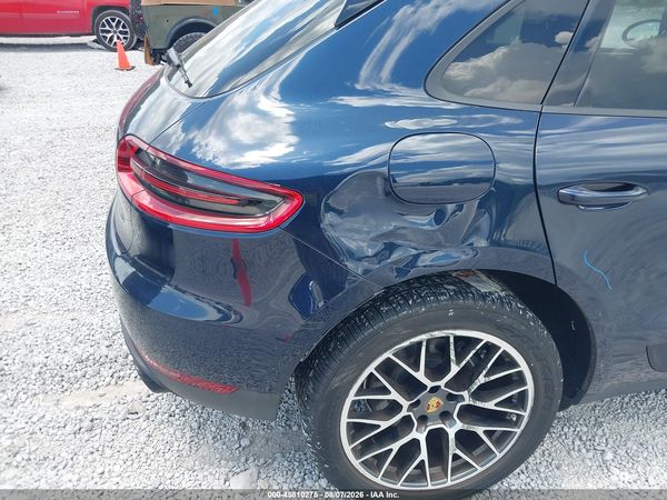 2018 PORSCHE MACAN SPORT EDITION