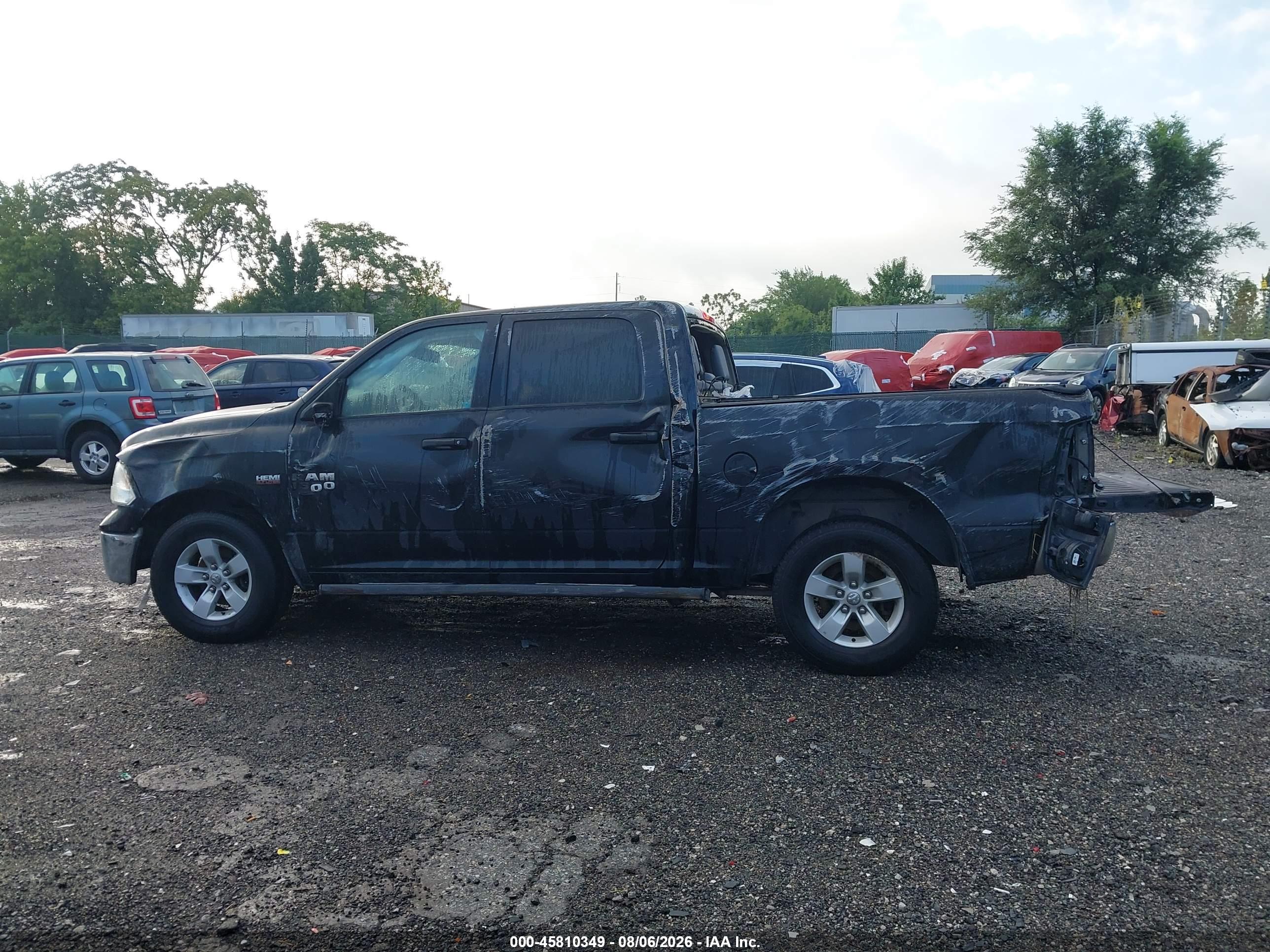 2020 RAM 1500 CLASSIC TRADESMAN  4X4 5'7 BOX