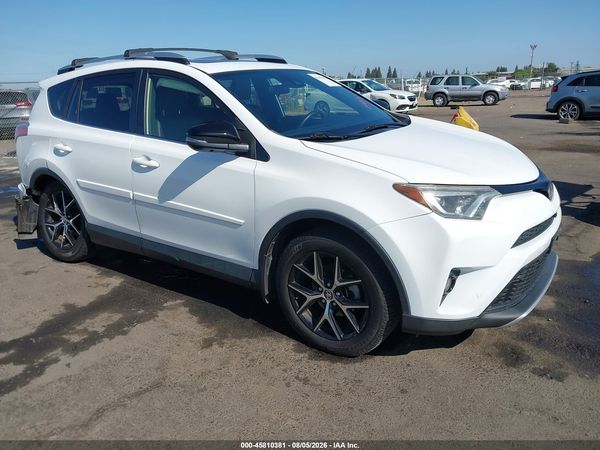 2016 TOYOTA RAV4 SE
