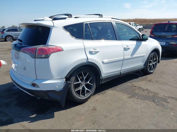 2016 TOYOTA RAV4 SE