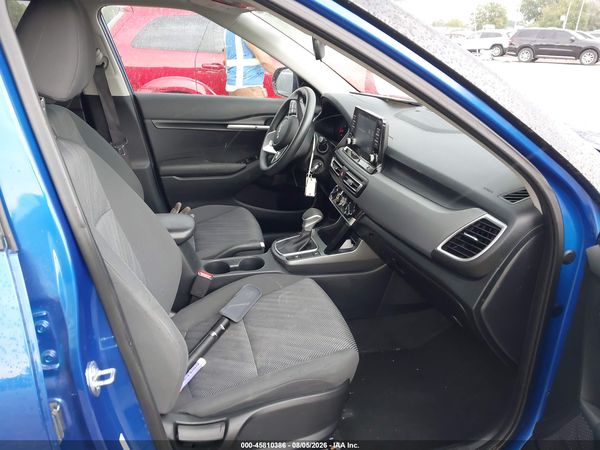 2023 KIA SELTOS LX