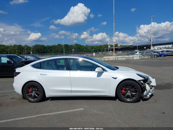 2018 TESLA MODEL 3 LONG RANGE/PERFORMANCE
