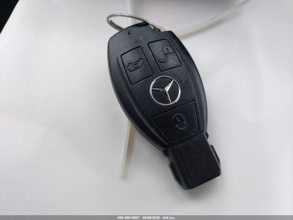 2018 MERCEDES-BENZ METRIS