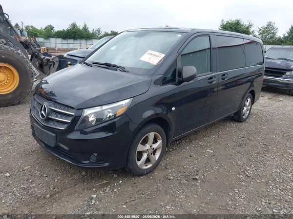 2018 MERCEDES-BENZ METRIS
